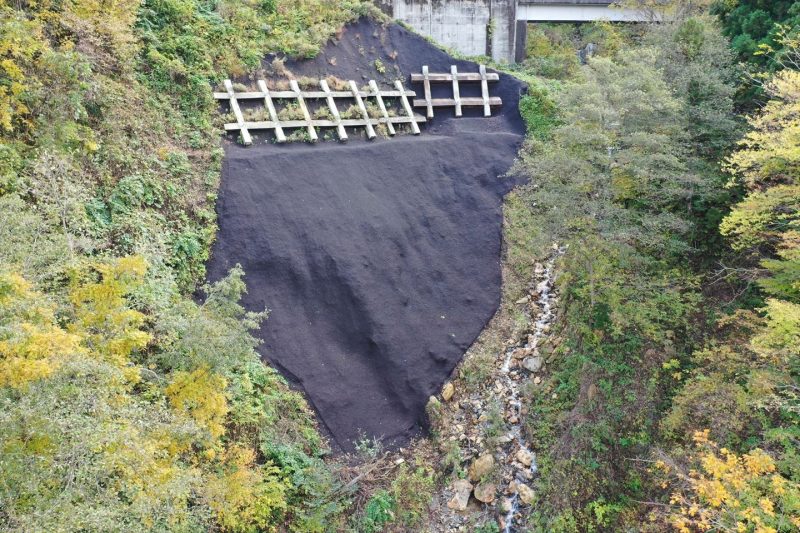 寒河江ダム貯水池法面対策工事